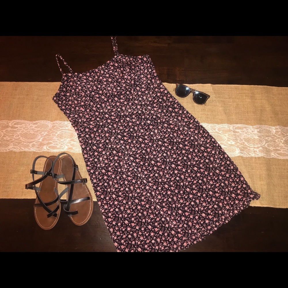 💕 Lovely Floral Sundress - EUC